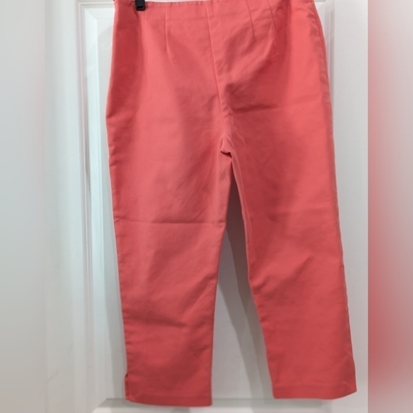 Chicos salmon colored capris - Picture 4 of 5